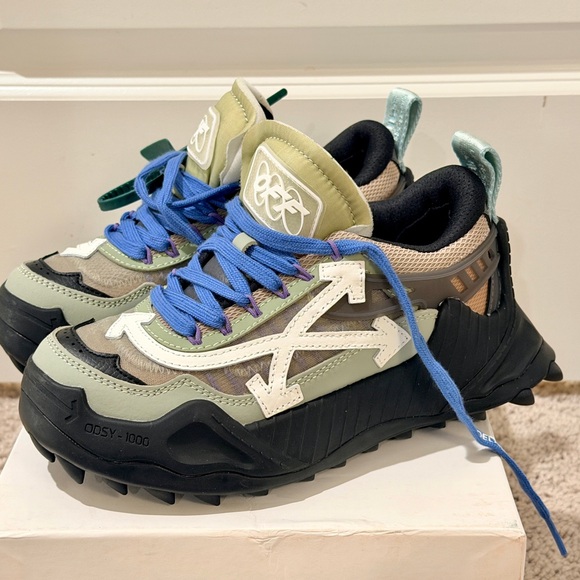 Off-White - ODSY 1000 - EU SZ 37 US SZ 6.5 - NEVER WORN! Rare ‘Black Sage Green’